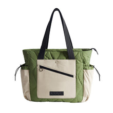 Bolsa tote Bagsmart Vega de 23 litros con juego de neceser