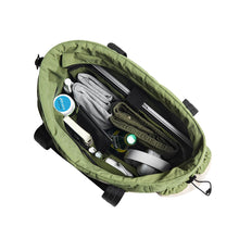 Bolsa tote Bagsmart Vega de 23 litros con juego de neceser