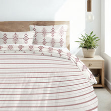 Heritage Threads 4-Piece Coverlet Set with Comforter