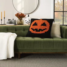 Almohada de Halloween Mina Victory Loop, 55 x 55 cm