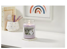 Vela Yankee Candle Home Inspirations Evening Lavender and White Birch, 19 oz.