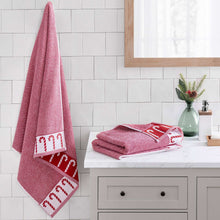 WelHome Holiday Bath Towels, 2-pack
