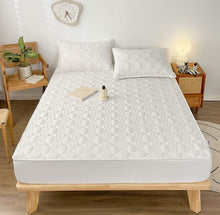 Extra Deep Pocket Fitted Sheet, Soft Breathable Bed Sheet Set with Pillow Covers, 71 x 79 inches (180 x 200cm) (White)