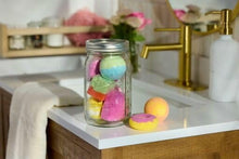 Ball Wide Mouth Glass Mason Jars with Lids and Bands, Used for Canning, Pickling, Juice, Jam, Jelly, Quart Size 32 Ounce Pack of 24