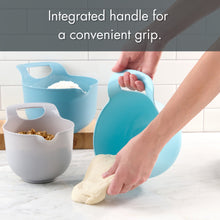 Mainstays 4 Piece Nesting Plastic Mixing Bowl Set with Pour Spouts and Handles, Blue