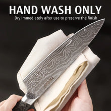 Hecef 8-Inch Chef Knife with Japanese Damascus Pattern and Ergonomic Wood Handle