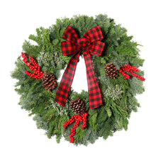 22" Fresh Holly Wreath & Centerpiece