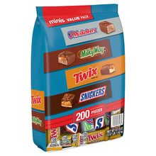 Snickers, Twix & More Minis Halloween Chocolate Candy Bars Variety Pack, Bulk Bag, 200 ct.