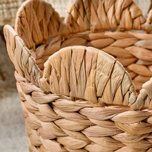 Better Homes & Gardens Round Scalloped Rim Water Hyacinth Basket