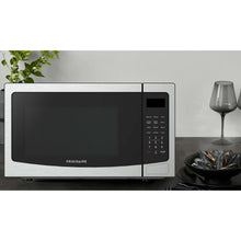 Frigidaire, 1.1 Cu. Ft. Countertop Microwave Oven, EMW1134, Stainless Steel