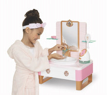 Disney Princess Style Collection Deluxe Day Spa with 20 Accessories Child Age 3 Years