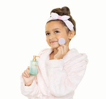 Disney Princess Style Collection Deluxe Day Spa with 20 Accessories Child Age 3 Years