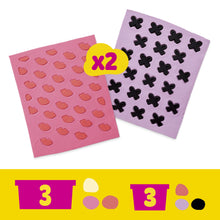 Play-Doh Barbie Designer Fashion Show Playset, Make Doll Clothes, Holiday Gifts for Girls & Boys 5 and up