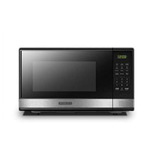 Horno microondas digital BLACK+DECKER EM031MB11 con plato giratorio, puerta con botón pulsador y seguro para niños, 1000 W, 1,1 pies cúbicos, negro y acero inoxidable. 