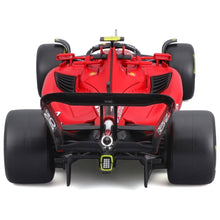 Bburago Formula One Racing 1:24 Race Cars with Driver Figures, 2 pk.