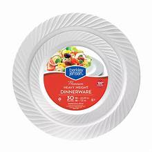 Surtido de cubiertos de plástico Berkley Jensen Everyday, 540 piezas.