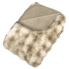 BrentwoofOversizedWaterproofPetBlanketandFurnitureProtector_BubbleFur2 - Brands For Less USA