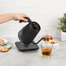CuisinartDigitalGooseneckKettle2 - Brands For Less USA