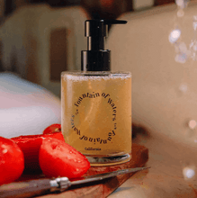 Fountain of Waters Tomato Garden Hand Care Set