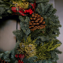 Fresh 22” Noble Fir Mixed Wreath