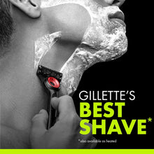 Gillette Labs Official Buccaneers Licensed Razor for Men, 1 Handle, 1 Blade Refill, Perfect for Game Day Grooming, Gillette Labs with Exfoliating Bar