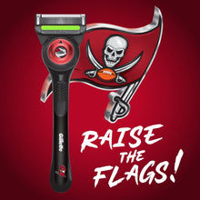 Gillette Labs Official Buccaneers Licensed Razor for Men, 1 Handle, 1 Blade Refill, Perfect for Game Day Grooming, Gillette Labs with Exfoliating Bar