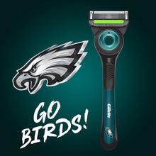 Gillette Labs Official Eagles Licensed Razor for Men, 1 Handle, 1 Blade Refill, Perfect for Game Day Grooming, Gillette Labs with Exfoliating Bar