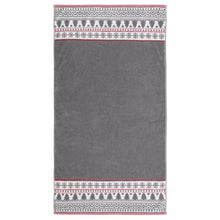Holiday Market Bath Towels, 2-pack