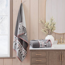 Holiday Market Bath Towels, 2-pack