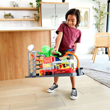 Hot Wheels Octo Carwash and 3 Color Reveal Cars