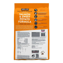 KirklandSignatureNature-sDomainCatFood18lbs-2-_2 - Brands For Less USA