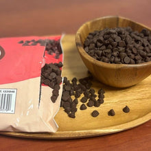Kirkland Signature Semi-Sweet Chocolate Chips, 4.5 lbs