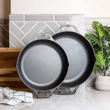 Lodge Chef Collection 2-piece Cast Iron Skillet Set