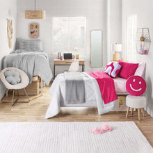 Member's Mark Oversized Plush Blanket, 78" x 92"