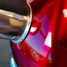 Hervidor de agua silbante Mr. Coffee Claredale de acero inoxidable de 1.7 cuartos en color rojo 