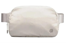 Lululemon Athletica Everywhere Belt Bag 1L (White)