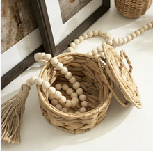 Design Ovation 3.5Ó x 6Ó Round Trinket Box with Lid in Water Hyacinth Natural Material