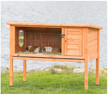 Conejera elevada de madera para animales pequeños TRIXIE, resistente a la intemperie, de un piso, con bandeja, color marrón 