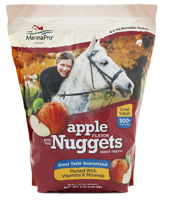 Manna Pro Bite-Size Apple Flavor Nuggets Treats for Horses 4lbs.