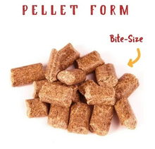 Manna Pro Bite-Size Apple Flavor Nuggets Treats for Horses 4lbs.