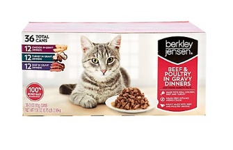 Berkley Jensen Beef and Poultry in Gravy Dinners, 36 ct.