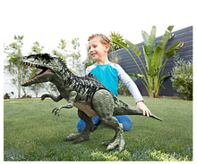 Jurassic World Dominion Super Colossal Giganotosaurus Action Figure