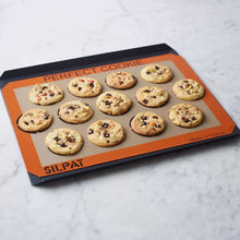 Silpat-Perforated-Baking-Tray-3-_3 - Brands For Less USA