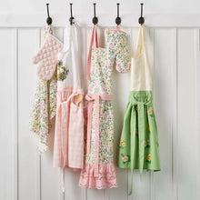SurLaTableFloralEmbroideredApron2-_3 - Brands For Less USA