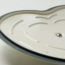 Tramontina3-QuartHeartShapeEnameledCastIronDutchOven_Shallow_OvenSafe_1 - Brands For Less USA