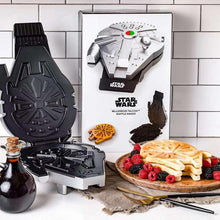 UncannyBrandsStarWarsDeluxeMillenniumFalconWaffleMaker2-_3 - Brands For Less USA