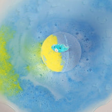 Vremou Kids Bath Bombs, 24 Pack Bath Bombs for Kids with Surprise Inside, Natural Organic Kids Bubble Bath Fizzy for Girls Boys with Bath Toys Inside