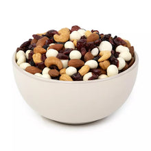 Wellsley Farms Balanced Blend Snack Mix, Yogurt Covered Fruit & Nuts, 22 oz.