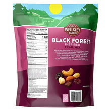 WellsleyFarmsBlackForestInspiredTrailMix-40oz-1-_2 - Brands For Less USA