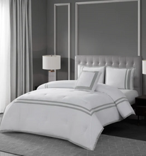 West Park Hotel Border 4-piece Comforter Set